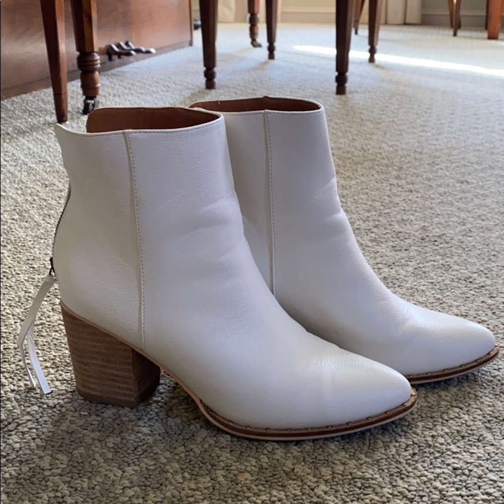 White pointed toe booties